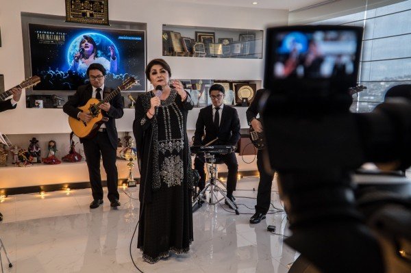 Paulina Tamayo en su Primer Show Virtual "Primera Fila"